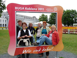 2011-2.jpg 2011-2.jpg